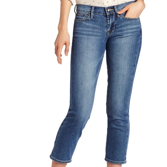 lucky brand dark wash jeans